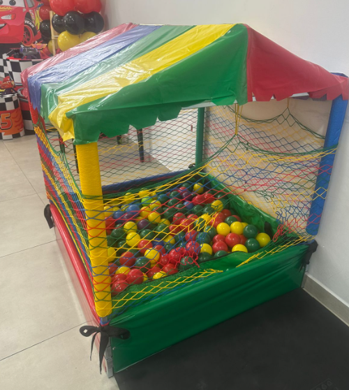 Piscina de bolinha